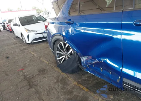 2022 Ford Explorer St-Line z USA, uszkodzony, nr VIN 1FMSK8KH4NGC08395